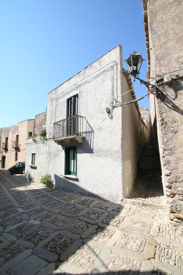 B&B Case Bruno Erice Exterior foto